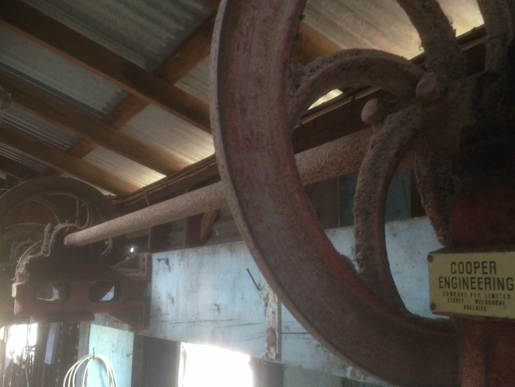 Coopers Overhead 2 Stand Shearing Plant With Grinder Included.